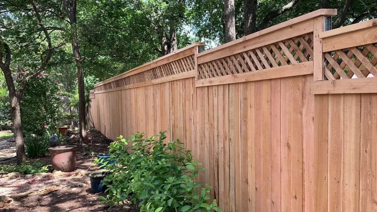 Fences for Pet Owners in Kirkwood